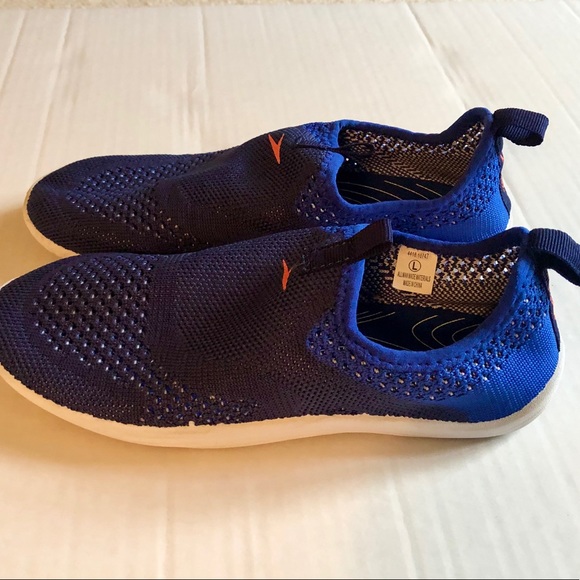 speedo boys water shoes
